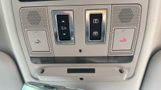 Land Rover Defender 3.0 D250 SE 110 5dr Auto Diesel Estate